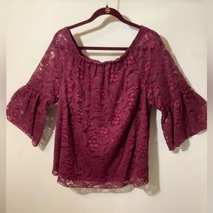 Catherine’s burgundy lacy lined top with sleeves belled at the ends NWT  OX